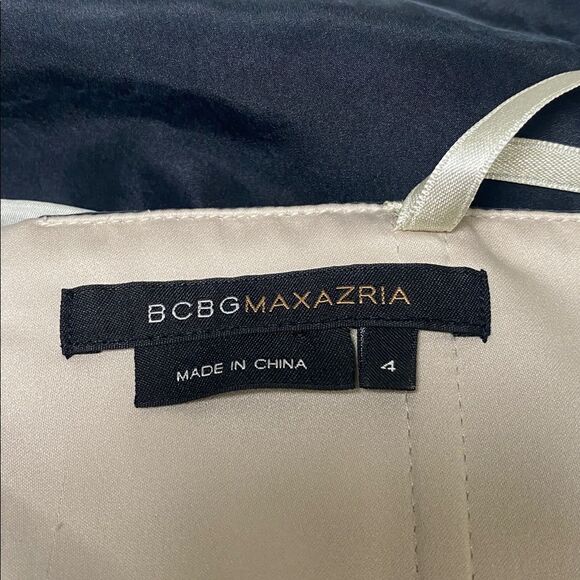 BCBGMaxAzria 100% Silk Floral Halrer Top Mini Party Dress Women's Size 4 - Picture 12 of 15